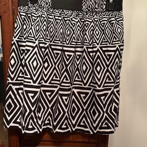 White House Black Market Black and White A-Line Skirt